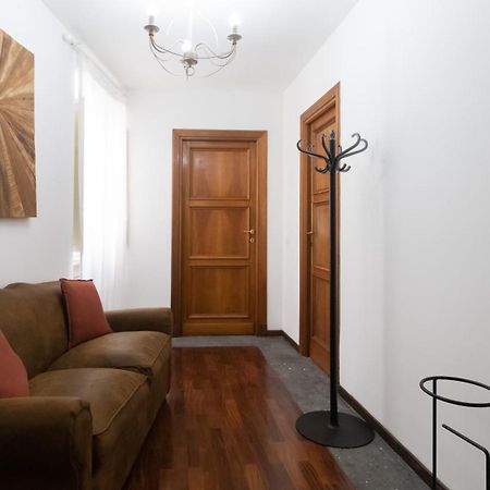 Italianway - Barberini Elegantia Apartments Roma Habitación foto