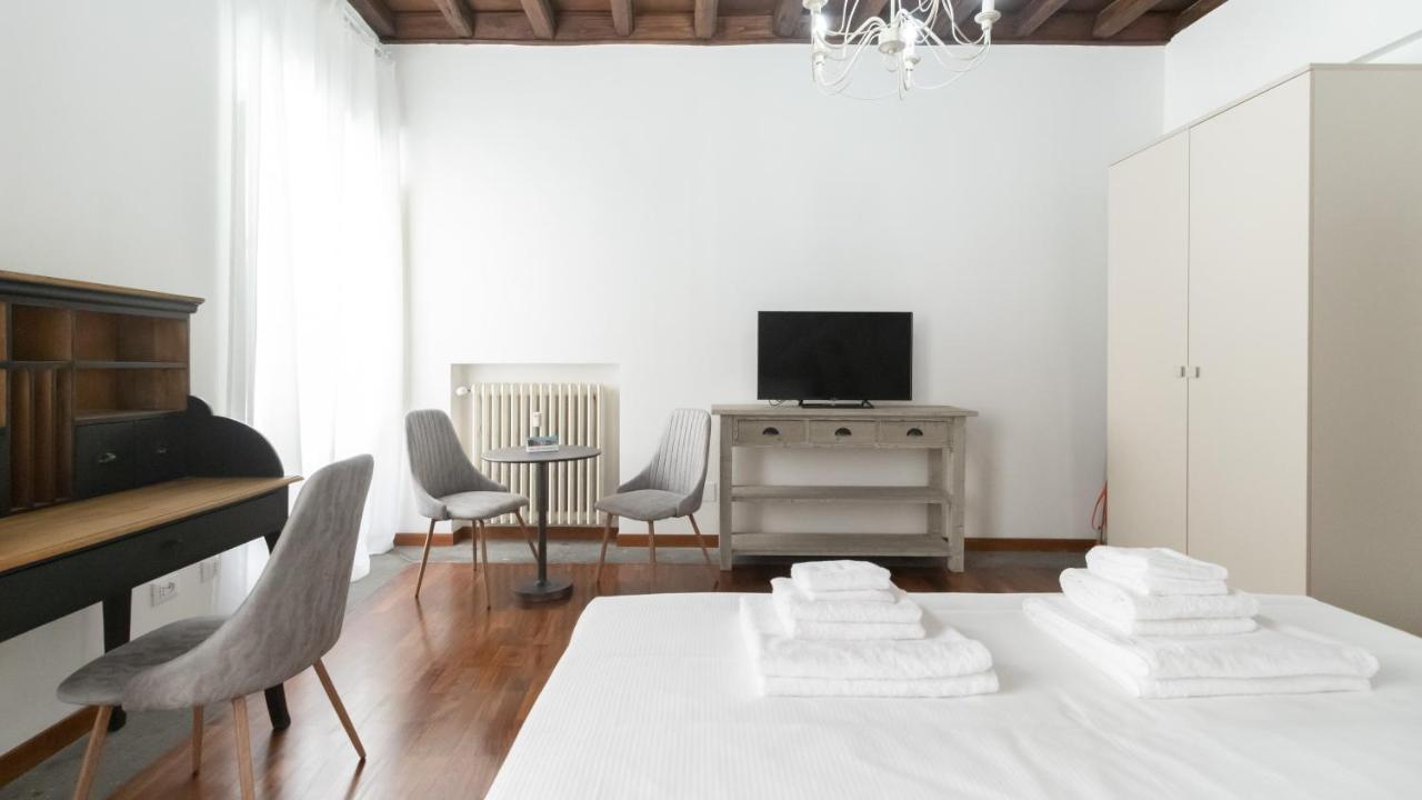 Italianway - Barberini Elegantia Apartments Roma Exterior foto